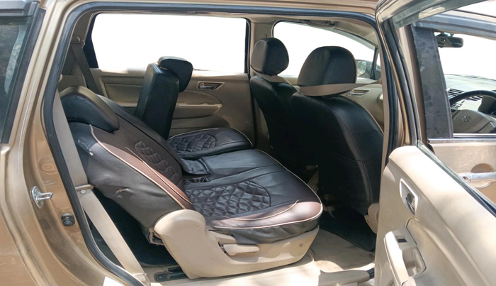 2016 Maruti Ertiga VDI SHVS, Diesel, Manual, 2,14,172 km, interior