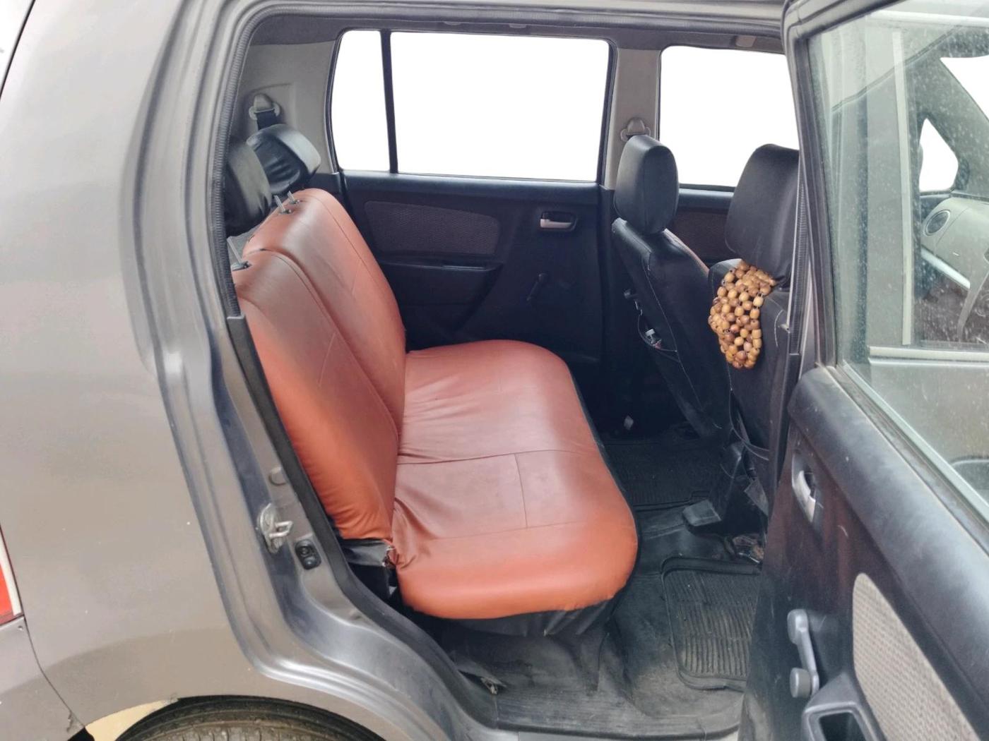2016 Maruti Wagon R 1.0 LXI CNG, CNG, Manual, 1,24,340 km, interior