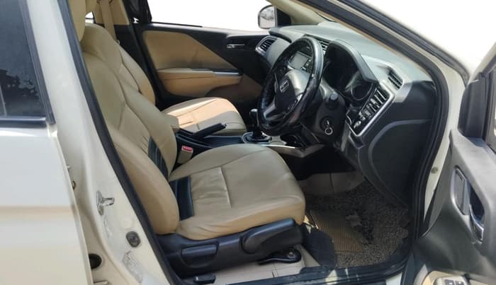 2015 Honda City 1.5L I-DTEC V, Diesel, Manual, 1,66,416 km, interior