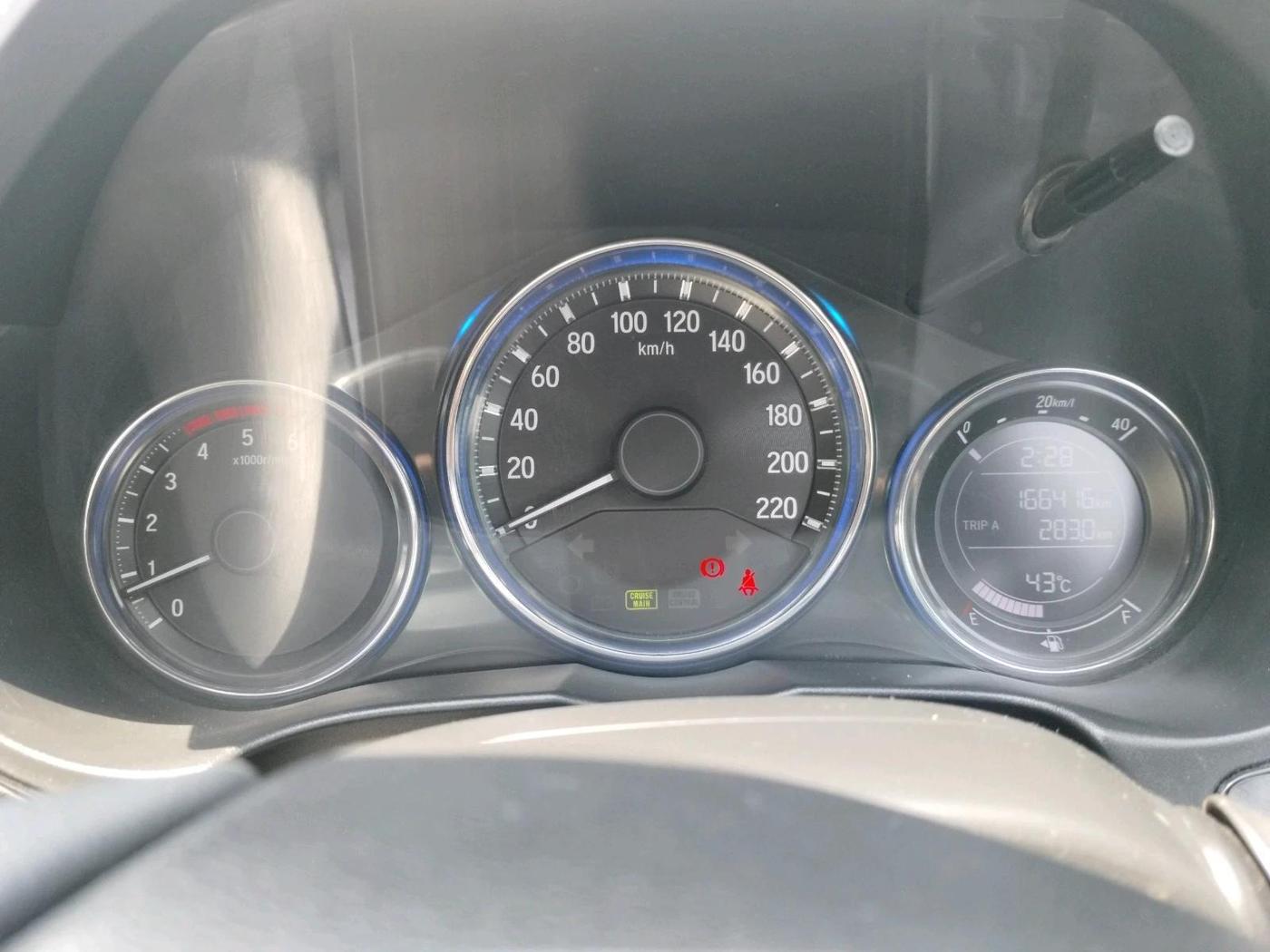 2015 Honda City 1.5L I-DTEC V, Diesel, Manual, 1,66,416 km, interior
