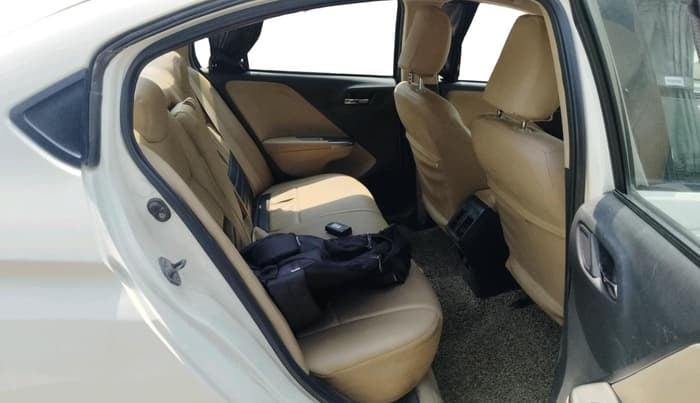2015 Honda City 1.5L I-DTEC V, Diesel, Manual, 1,66,416 km, interior