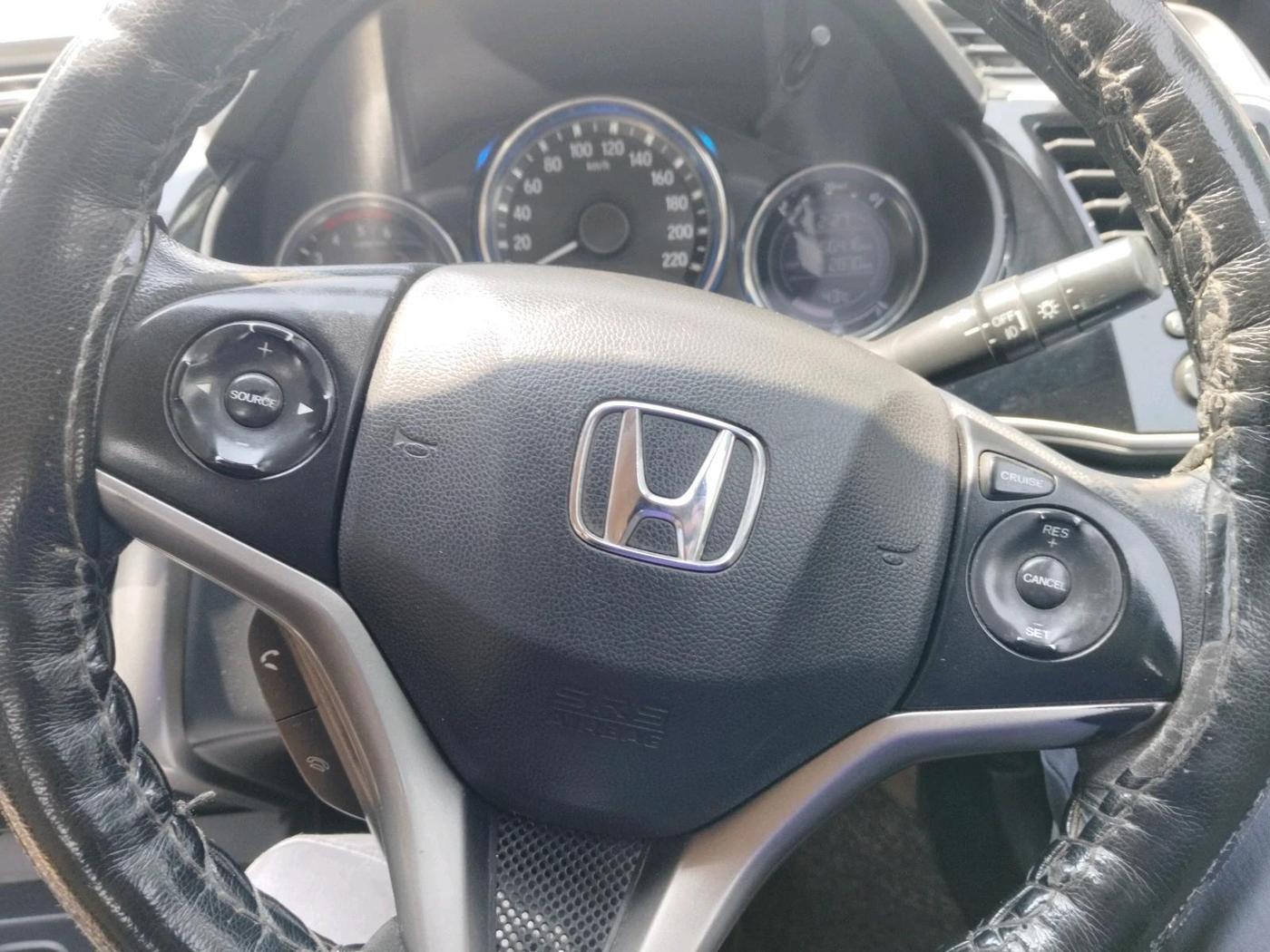 2015 Honda City 1.5L I-DTEC V, Diesel, Manual, 1,66,416 km, interior