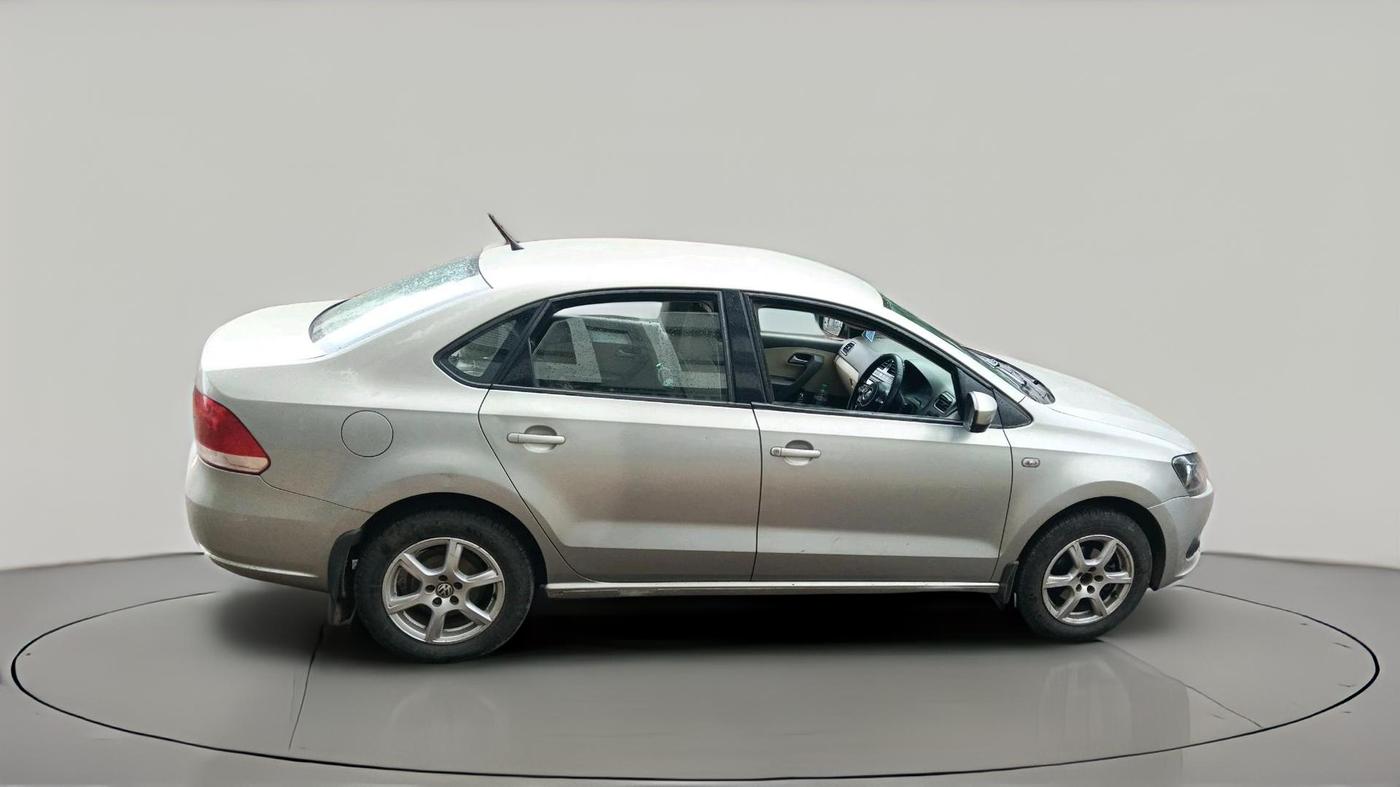 2012 Volkswagen Vento HIGHLINE DIESEL 1.6, Diesel, Manual, 1,66,079 km, exterior