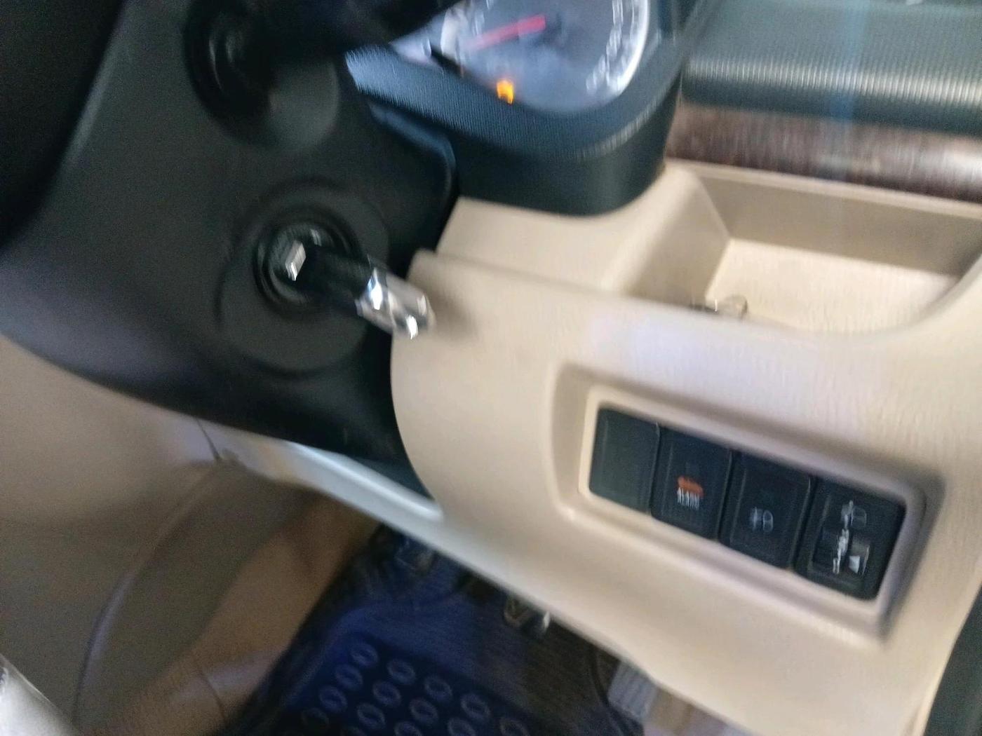 2013 Maruti Swift Dzire VDI, Diesel, Manual, 1,23,419 km, interior