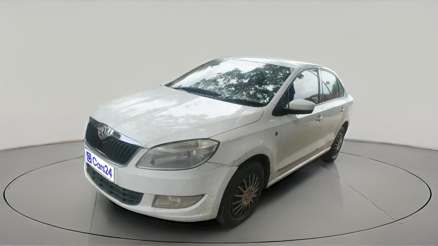 2012 Skoda Rapid AMBITION 1.6 TDI CR MT, Diesel, Manual, 1,01,841 km, exterior