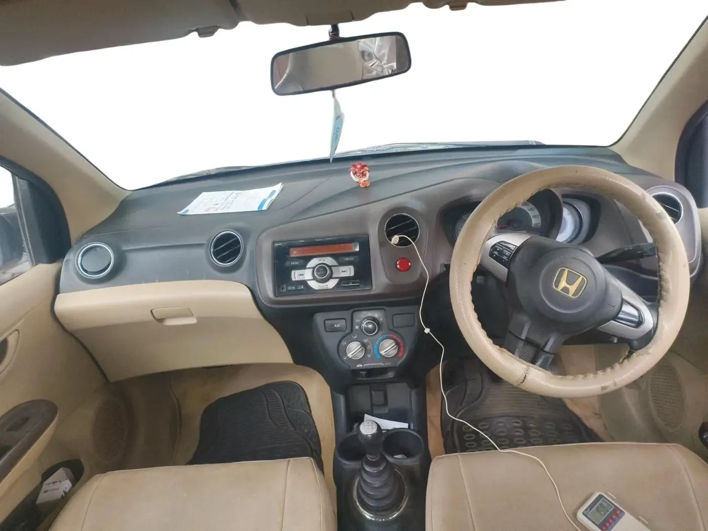 2013 Honda Brio S MT, Petrol, Manual, 82,878 km, interior