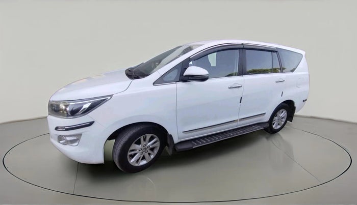 2017 Toyota Innova Crysta 2.4 VX 8 STR, Diesel, Manual, 1,84,240 km, exterior