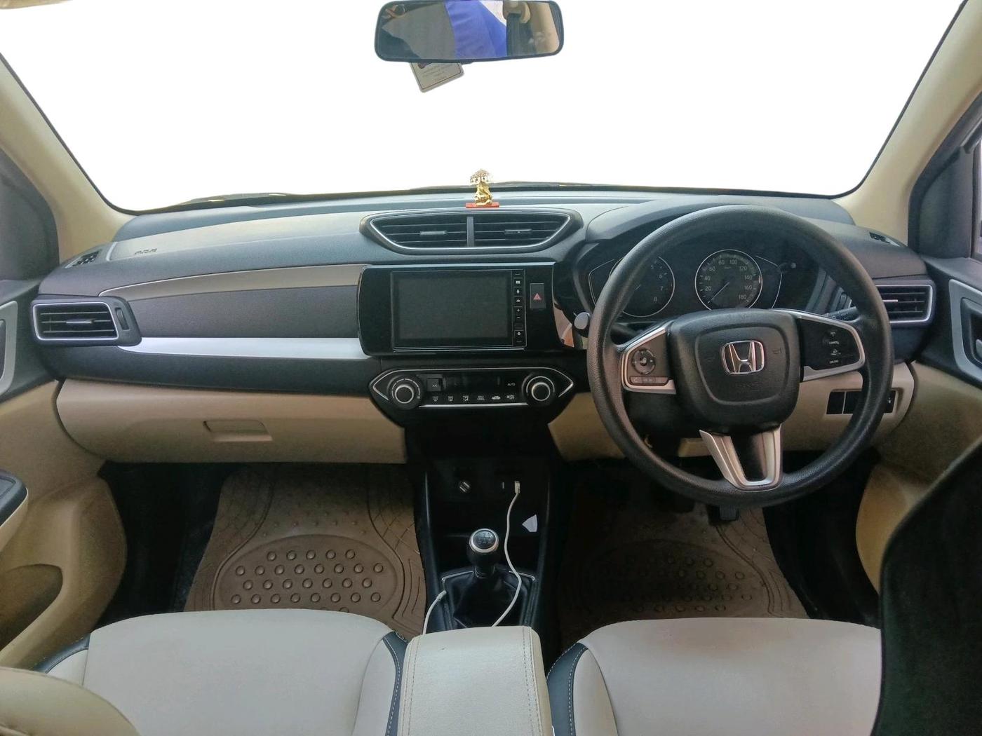 2023 Honda Amaze 1.2L I-VTEC VX, Petrol, Manual, 86,255 km, interior