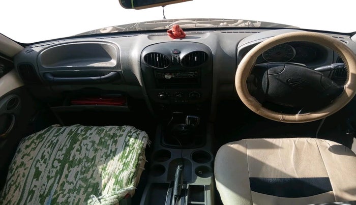 2013 Mahindra Scorpio EX M2DI, Diesel, Manual, 60,545 km, interior