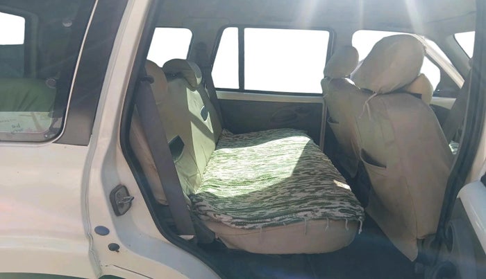 2013 Mahindra Scorpio EX M2DI, Diesel, Manual, 60,545 km, interior