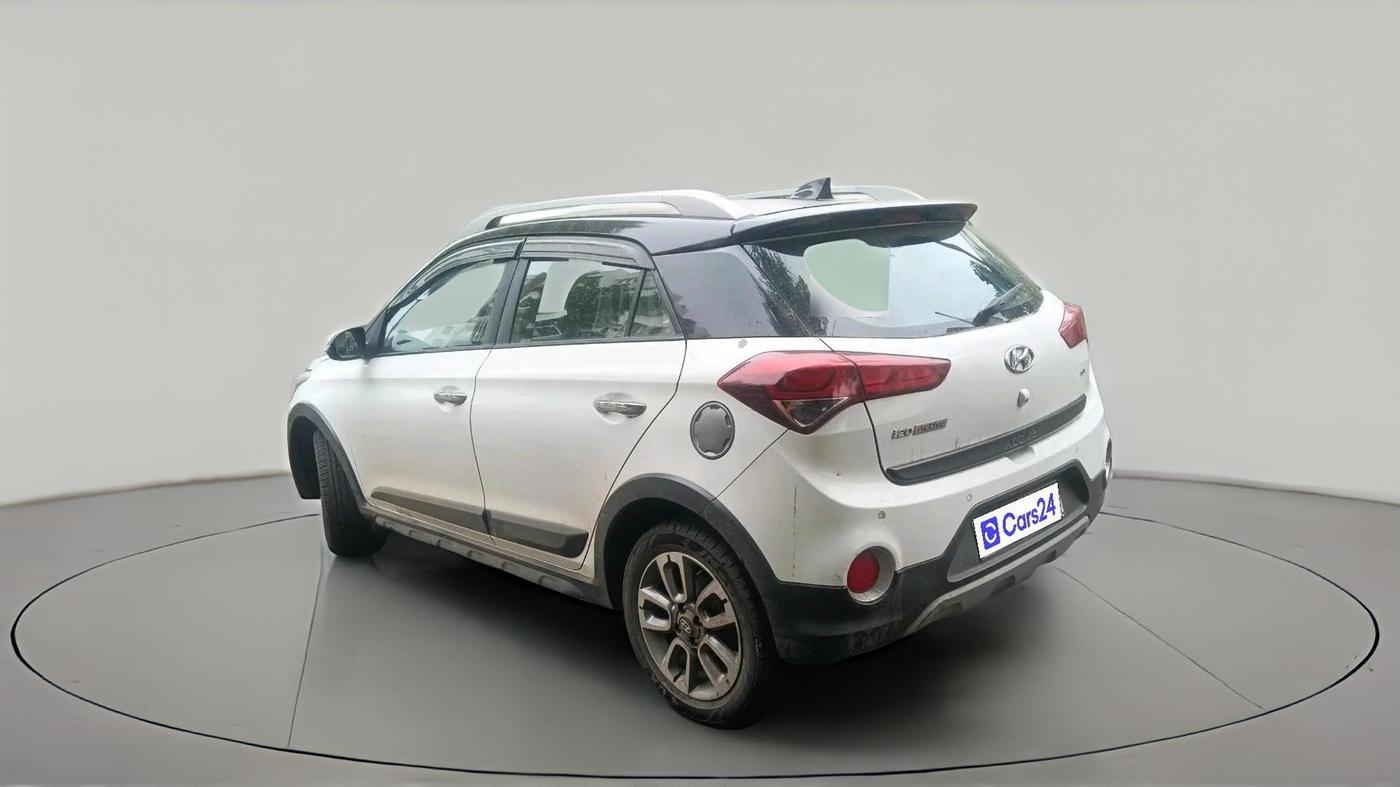 2018 Hyundai i20 Active 1.2 SX, Petrol, Manual, 1,29,035 km, exterior
