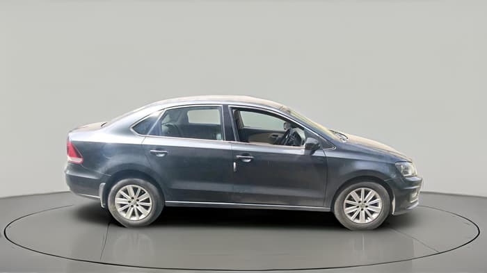 2015 Volkswagen Vento HIGHLINE 1.6 MPI, Petrol, Manual, 91,800 km, exterior