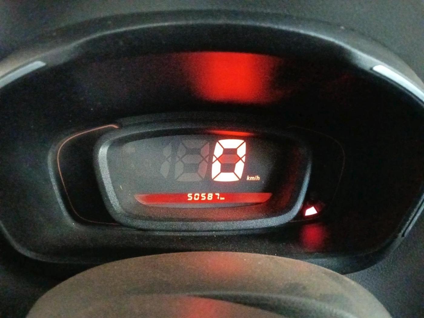 2016 Renault Kwid RXT 0.8, Petrol, Manual, 50,587 km, interior