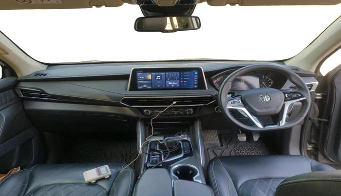 2024 MG GLOSTER Desertstorm 7 STR 2.0 Turbo 2WD, Diesel, Automatic, 35,950 km, interior