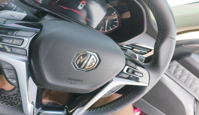 2024 MG GLOSTER Desertstorm 7 STR 2.0 Turbo 2WD, Diesel, Automatic, 35,950 km, interior