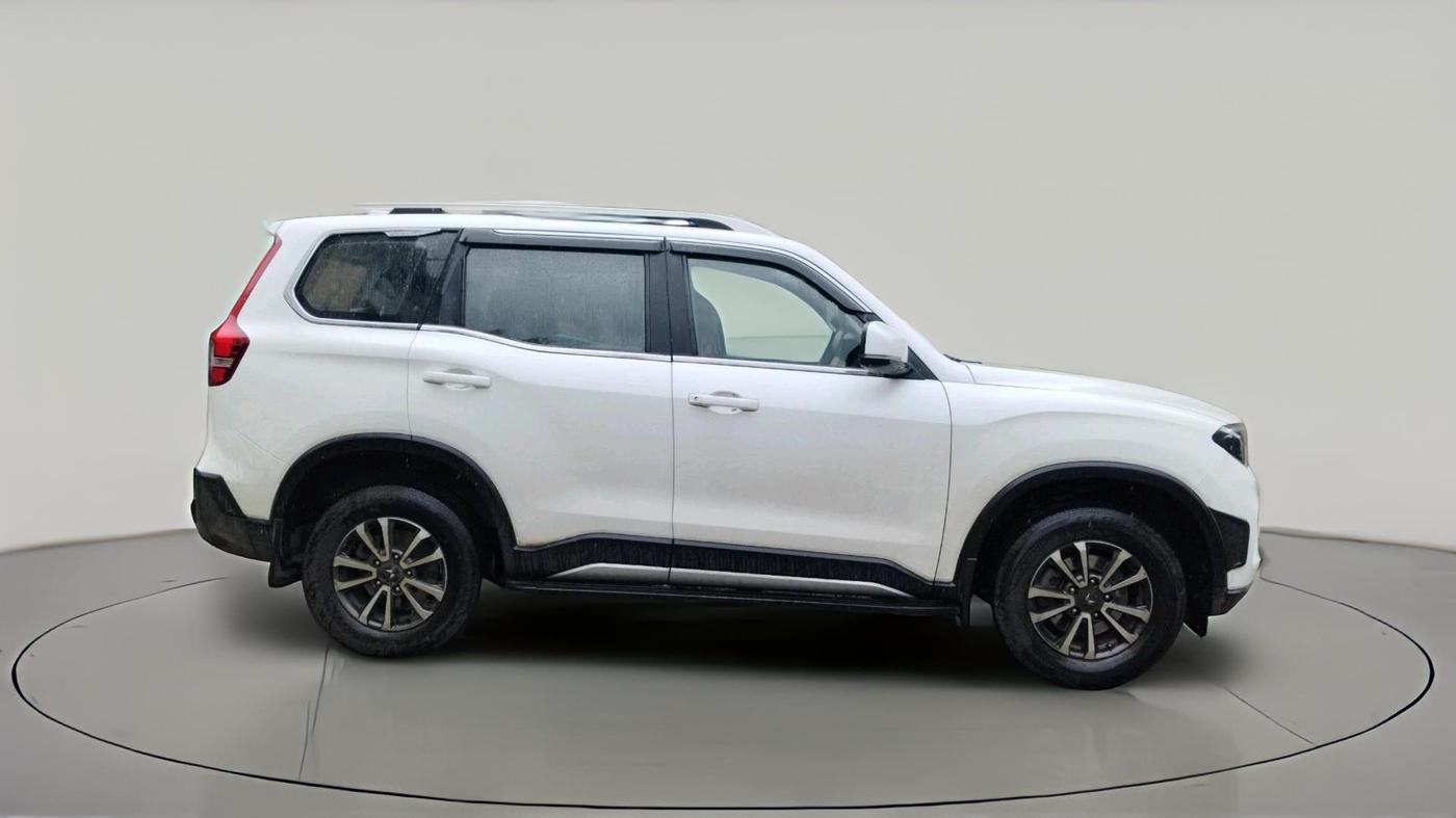 2023 Mahindra SCORPIO-N Z6 DIESEL MT 2WD 7 STR, Diesel, Manual, 36,081 km, exterior