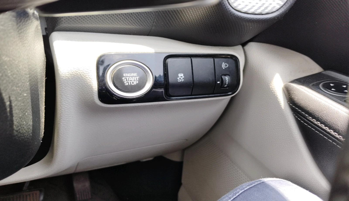 2021 KIA SONET HTX 1.5 AT, Diesel, Automatic, 1,02,115 km, interior