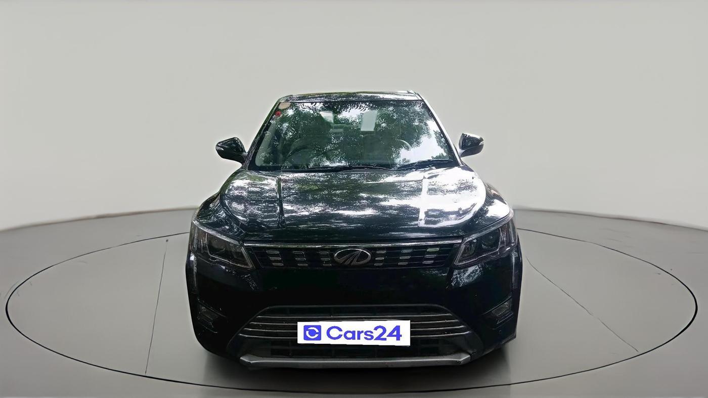 2021 Mahindra XUV300 W8 (O) 1.2 PETROL, Petrol, Manual, 46,383 km, exterior