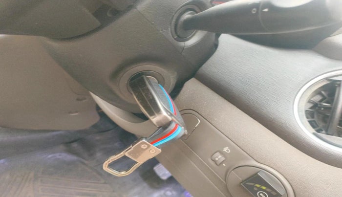 2013 Hyundai i10 SPORTZ 1.2, CNG, Manual, 84,678 km, interior