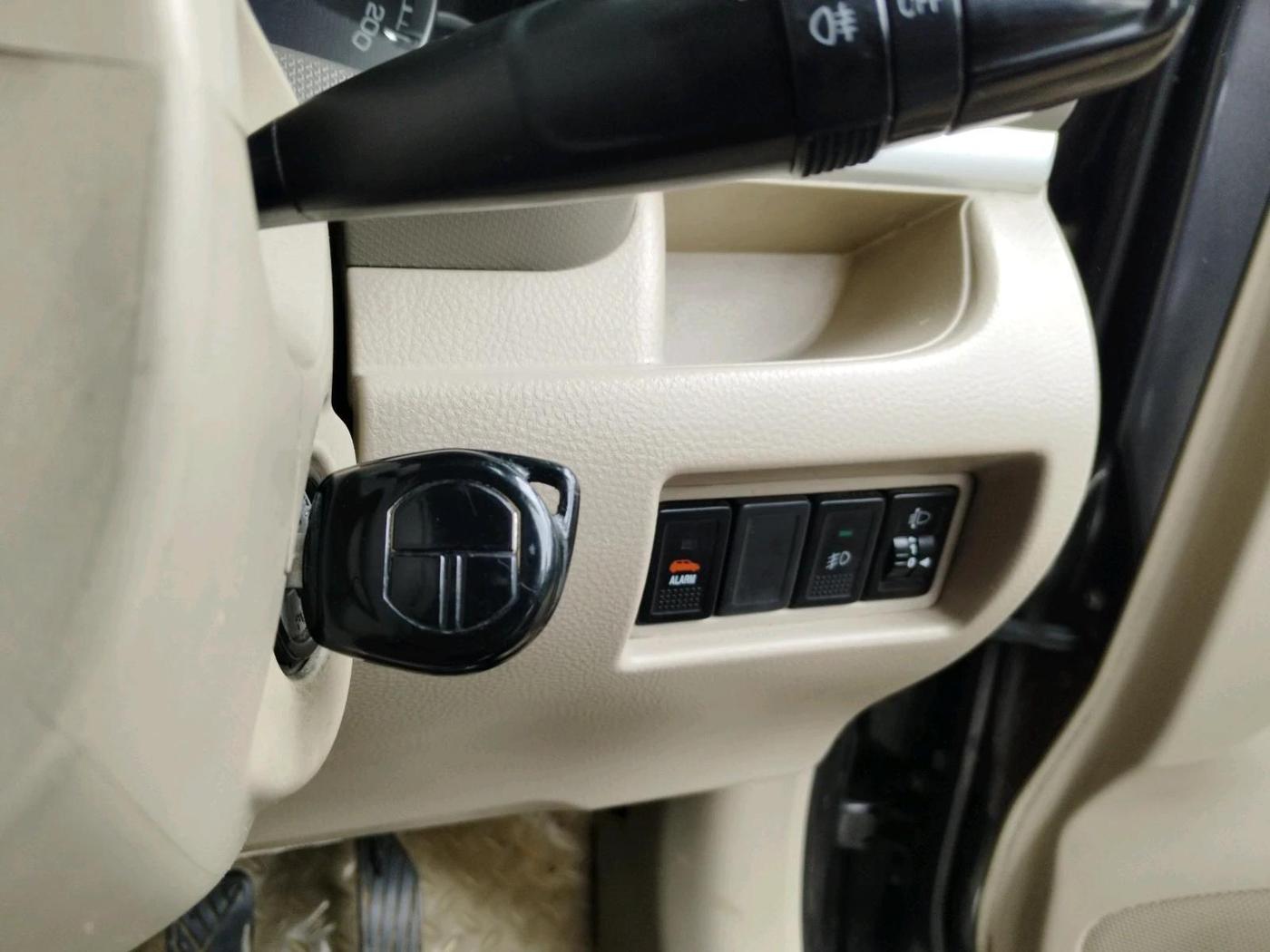 2013 Maruti Ertiga VDI, Diesel, Manual, 1,16,806 km, interior