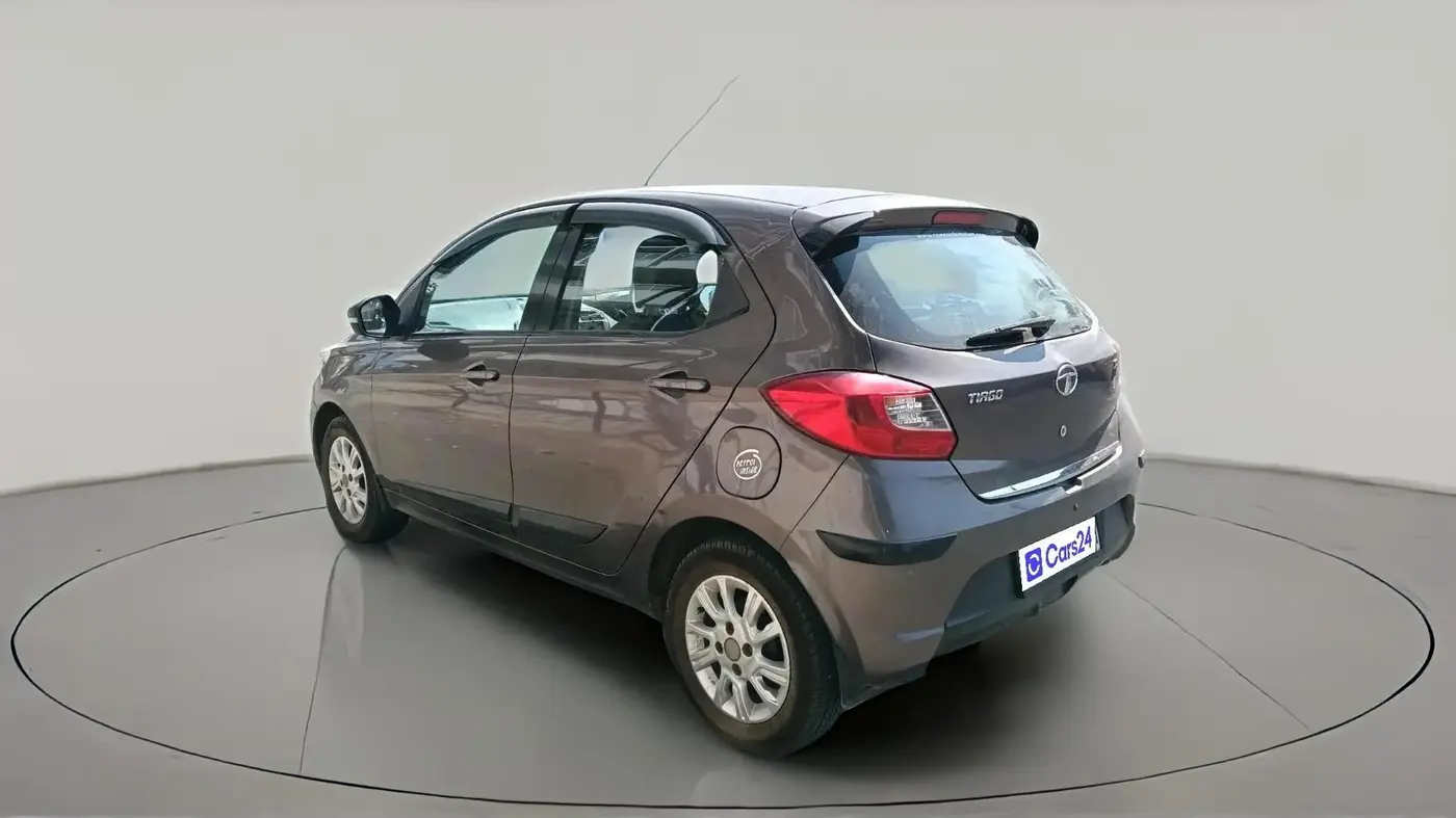 2017 Tata Tiago XZ PETROL, Petrol, Manual, 1,05,921 km, exterior
