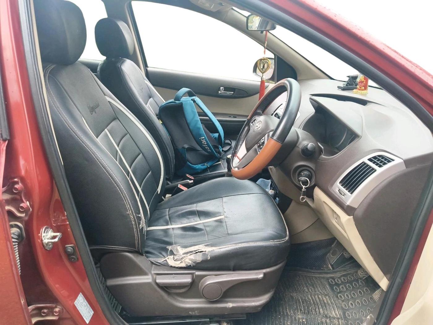 2011 Hyundai i20 ASTA 1.2, Petrol, Manual, 97,519 km, interior
