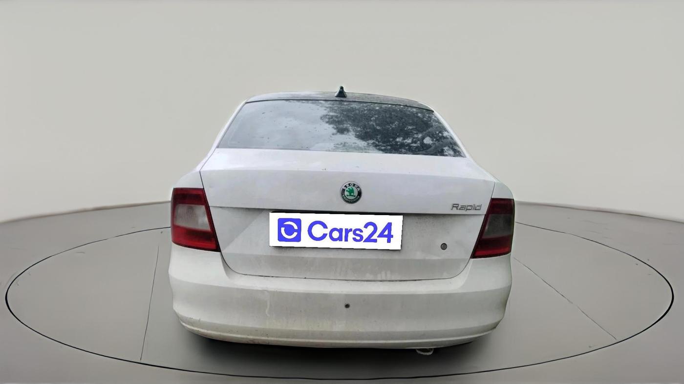 2012 Skoda Rapid AMBITION 1.6 TDI CR MT, Diesel, Manual, 98,603 km, exterior
