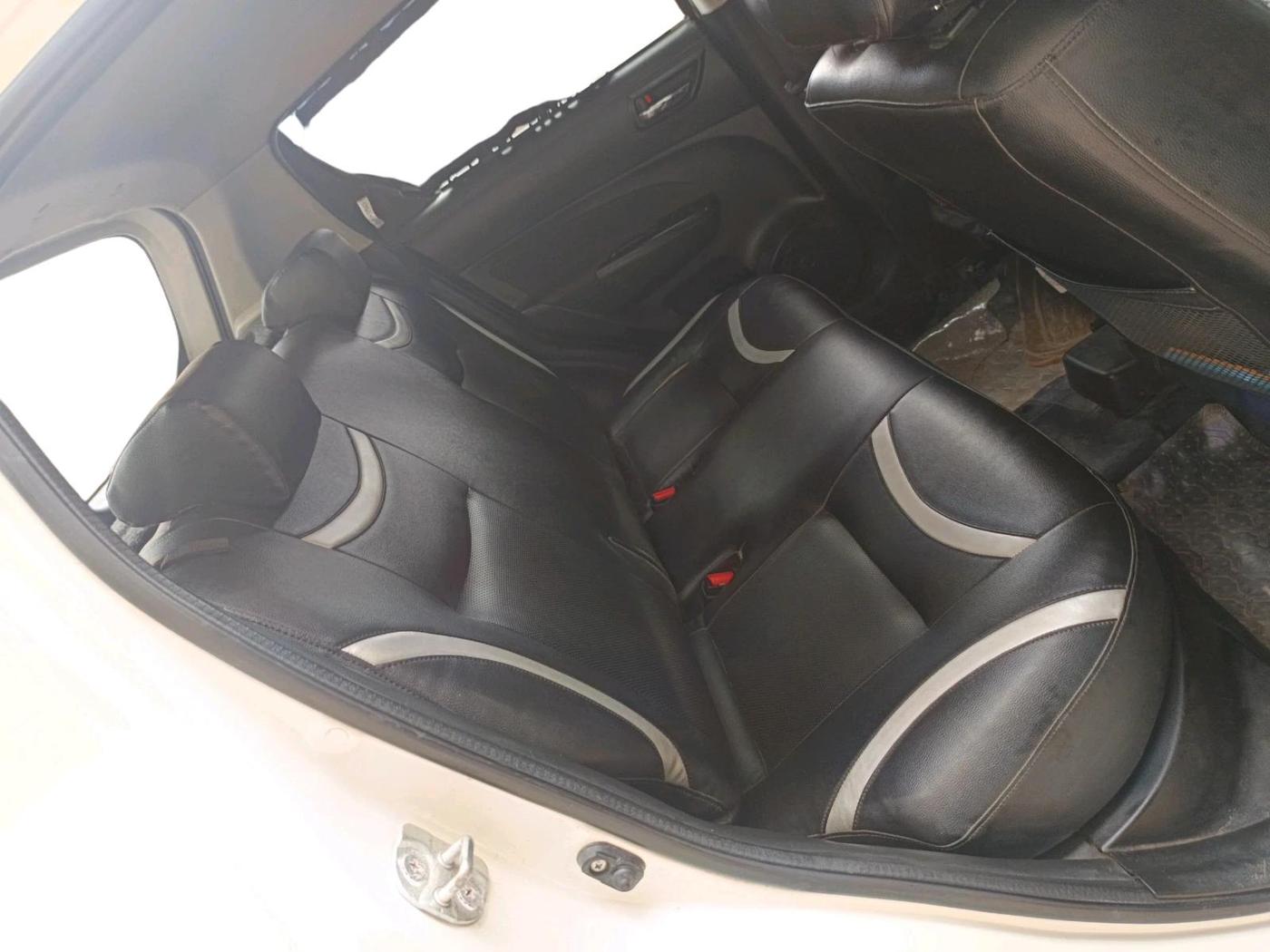 2013 Maruti Swift VXI, Petrol, Manual, 66,227 km, interior