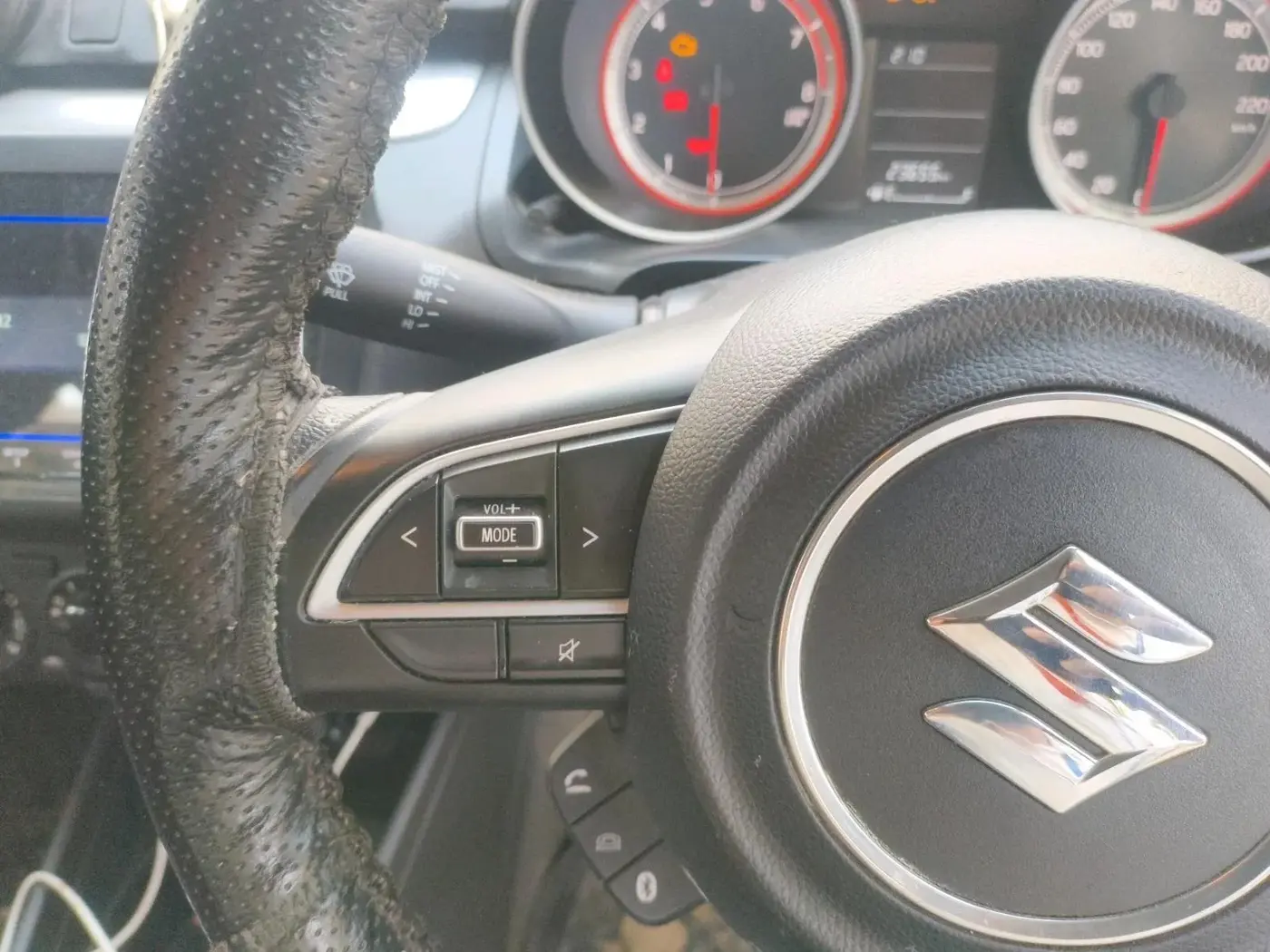 2024 Maruti Swift VXI, Petrol, Manual, 23,655 km, interior