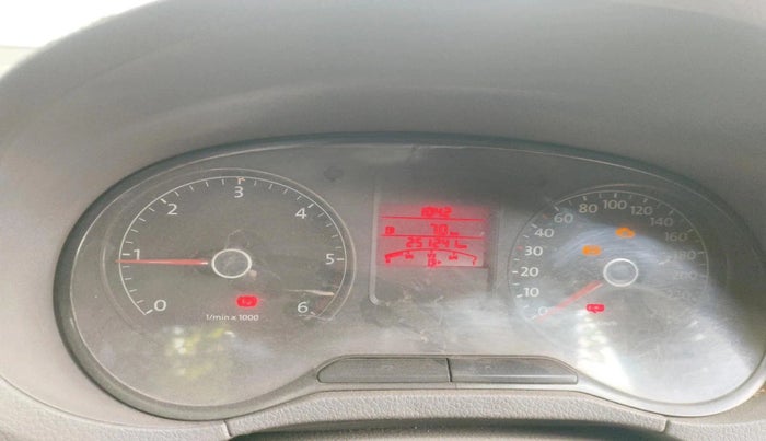 2013 Volkswagen Vento HIGHLINE DIESEL 1.6, Diesel, Manual, 2,51,241 km, interior