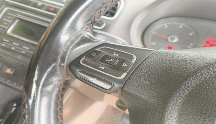 2013 Volkswagen Vento HIGHLINE DIESEL 1.6, Diesel, Manual, 2,51,241 km, interior