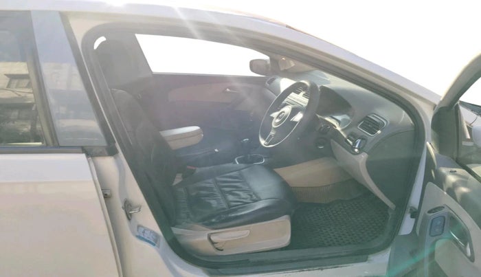 2011 Volkswagen Vento HIGHLINE DIESEL 1.6, Diesel, Manual, 1,50,473 km, interior