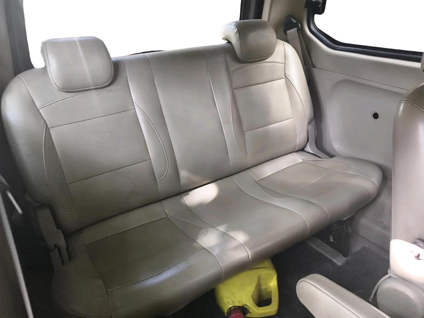 2013 Chevrolet Enjoy 1.4 LT 7 STR, CNG, Manual, 99,106 km, interior