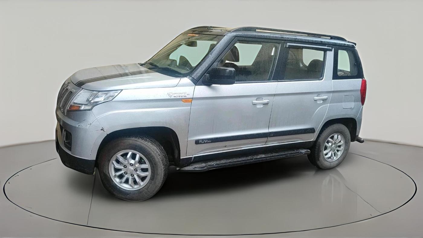2017 Mahindra TUV300 T8, Diesel, Manual, 1,27,751 km, exterior