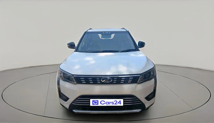 2020 Mahindra XUV300 W8 (O) 1.5 DIESEL, Diesel, Manual, 77,631 km, exterior