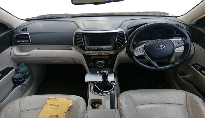 2020 Mahindra XUV300 W8 (O) 1.5 DIESEL, Diesel, Manual, 77,631 km, interior