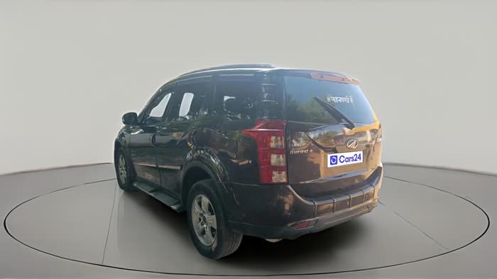 2013 Mahindra XUV500 W8, Diesel, Manual, 1,88,269 km, exterior