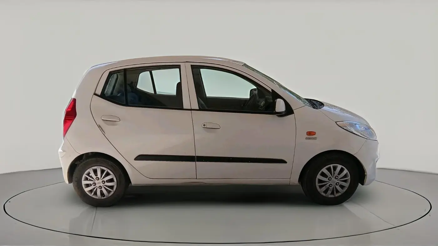 2016 Hyundai i10 SPORTZ 1.1, Petrol, Manual, 53,605 km, exterior