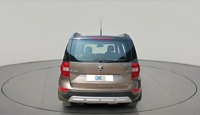 2015 Skoda Yeti ELEGANCE 4 X 4, Diesel, Manual, 1,21,612 km, exterior