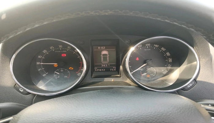 2015 Skoda Yeti ELEGANCE 4 X 4, Diesel, Manual, 1,21,612 km, interior