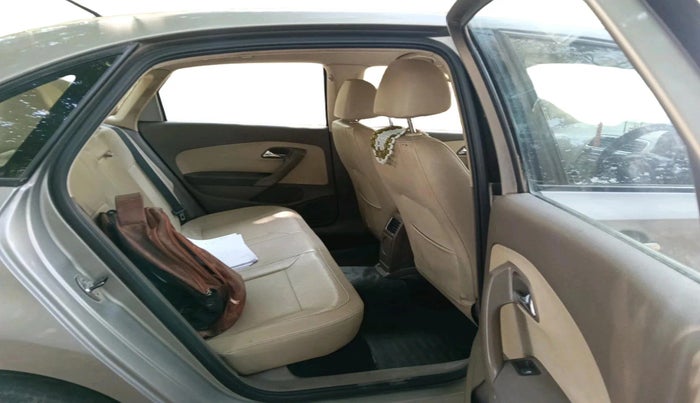 2016 Skoda Rapid 1.5 TDI CR STYLE PLUS AT, Diesel, Automatic, 2,34,175 km, interior