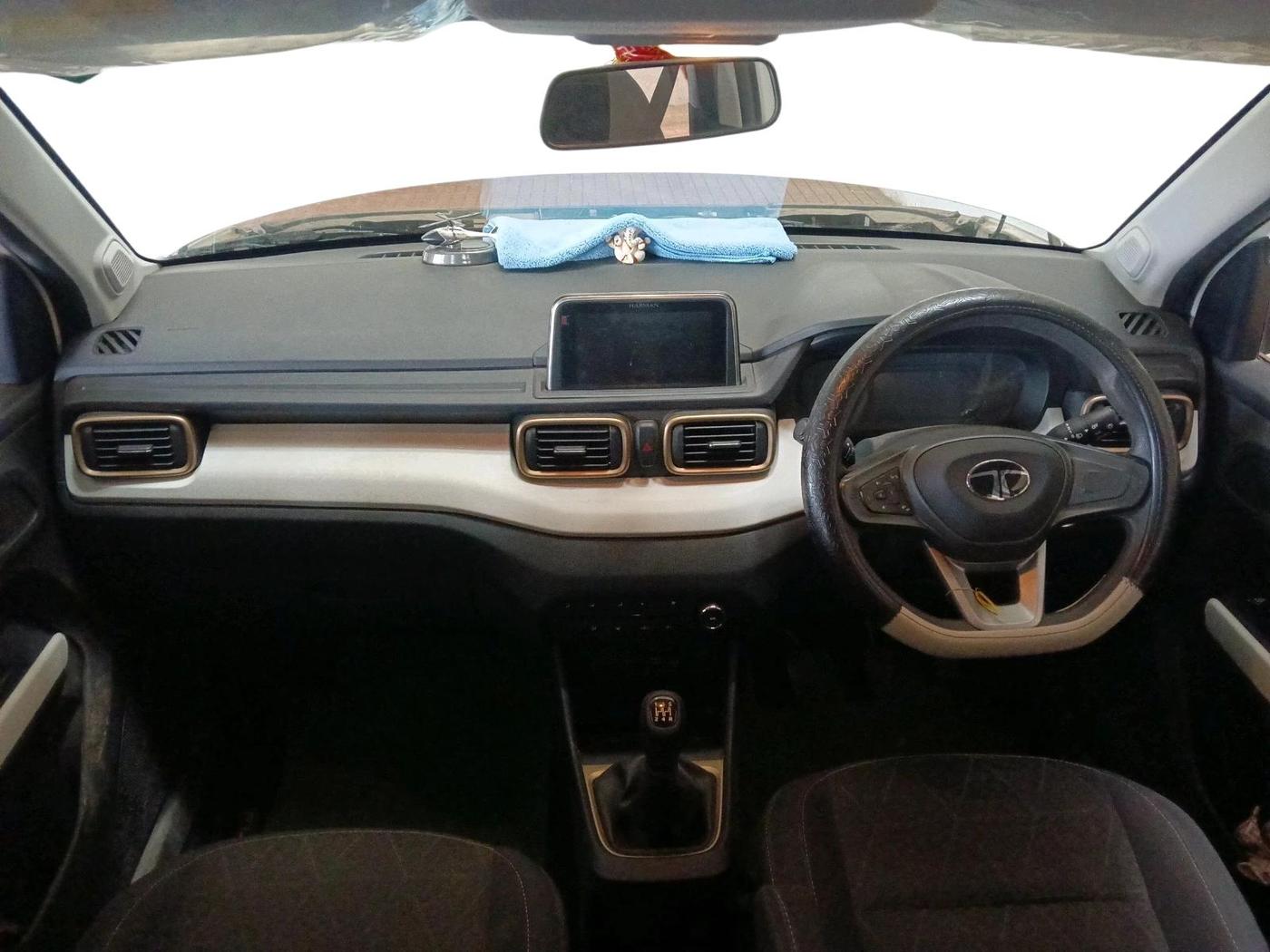 2024 Tata PUNCH ACCOMPLISHED MT CNG, CNG, Manual, 14,402 km, interior