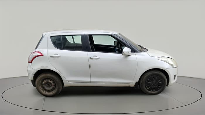 2013 Maruti Swift VDI, Diesel, Manual, 2,09,423 km, exterior