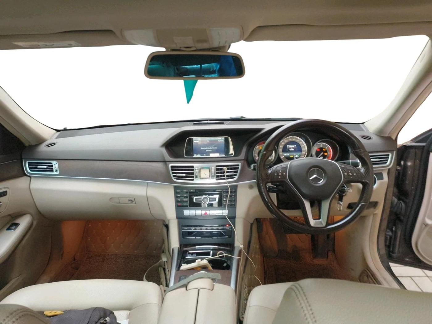 2015 Mercedes Benz E Class E 250 CDI AVANTGARDE, Diesel, Automatic, 55,141 km, interior