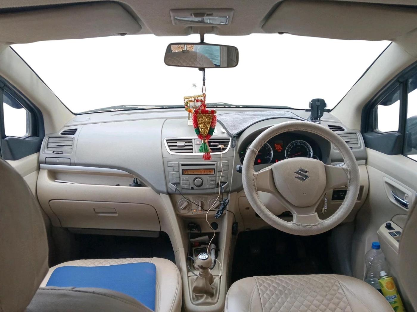 2015 Maruti Ertiga VXI CNG, CNG, Manual, 65,272 km, interior