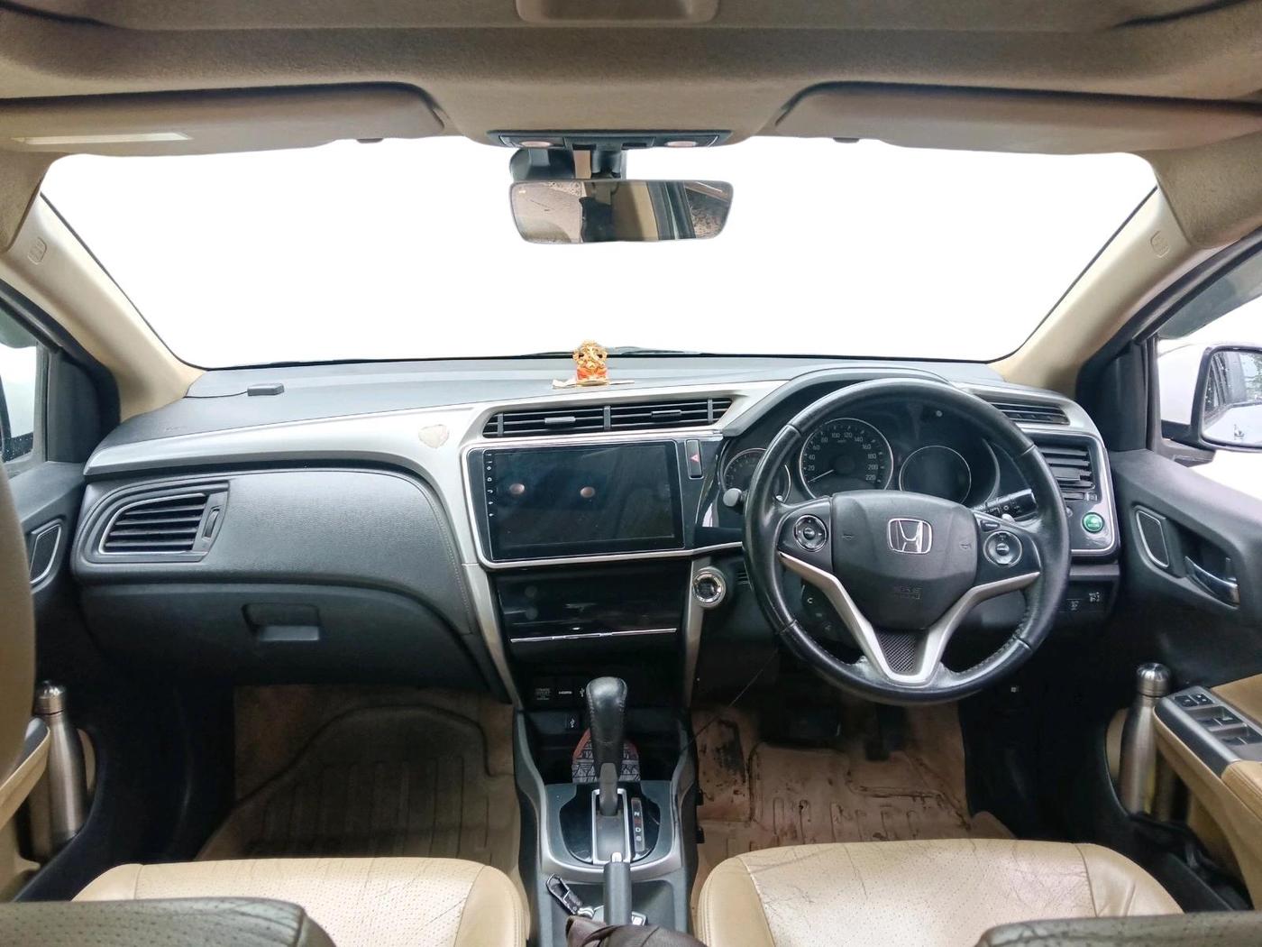 2017 Honda City 1.5L I-VTEC ZX CVT, Petrol, Automatic, 1,57,783 km, interior