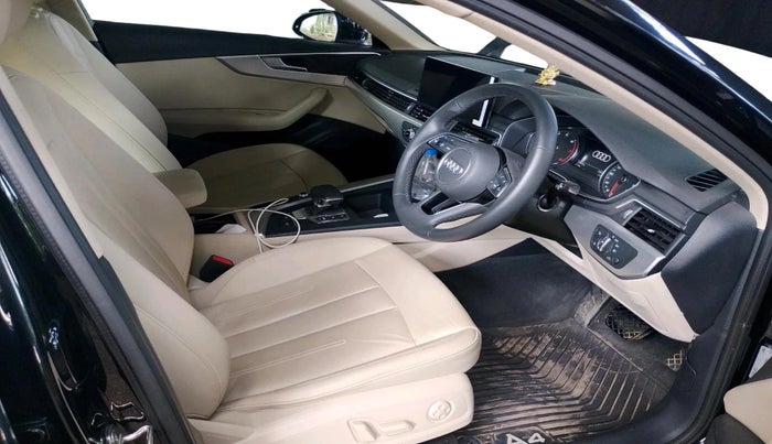 2025 Audi A4 40 TFSI Premium, Petrol, Automatic, 10,309 km, interior
