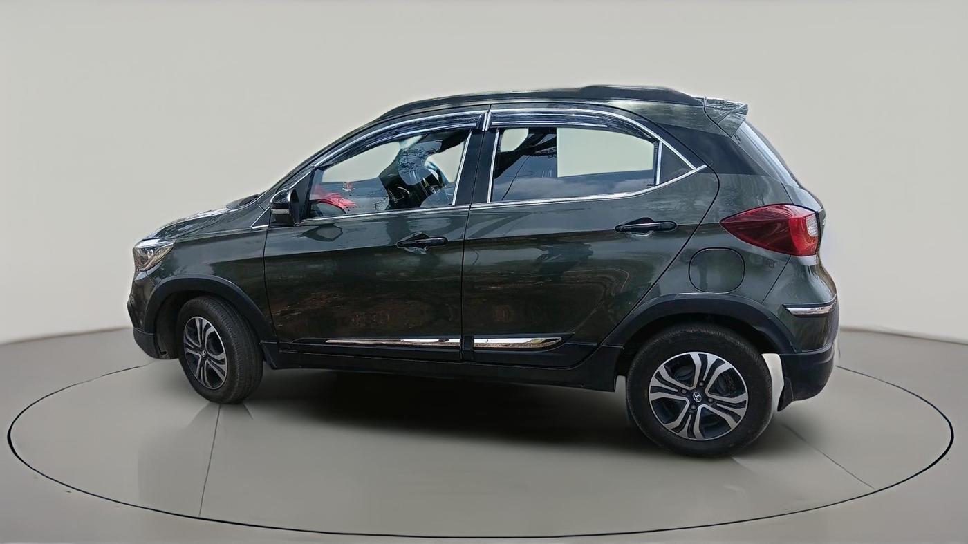 2023 Tata Tiago XZ PLUS CNG DUAL TONE, CNG, Manual, 25,023 km, exterior