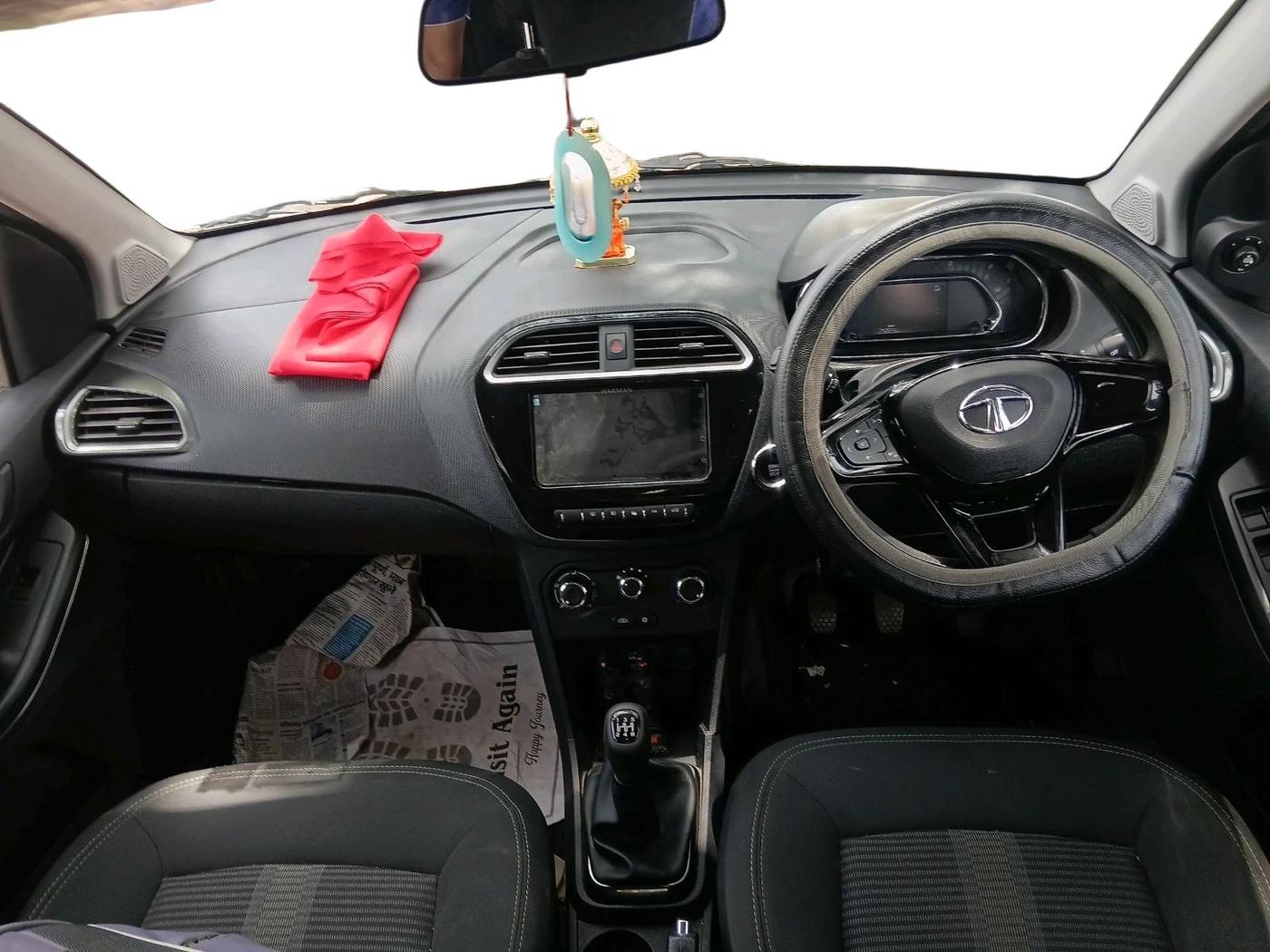 2023 Tata Tiago XZ PLUS CNG DUAL TONE, CNG, Manual, 25,023 km, interior