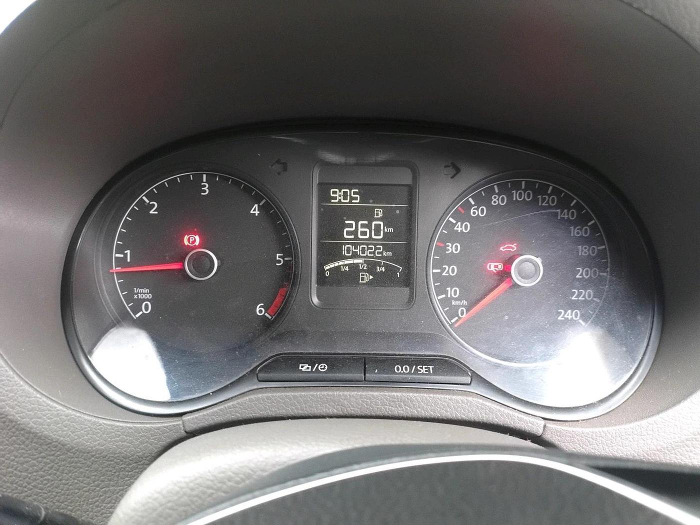 2016 Volkswagen Vento HIGHLINE DIESEL 1.5, Diesel, Manual, 1,04,022 km, interior